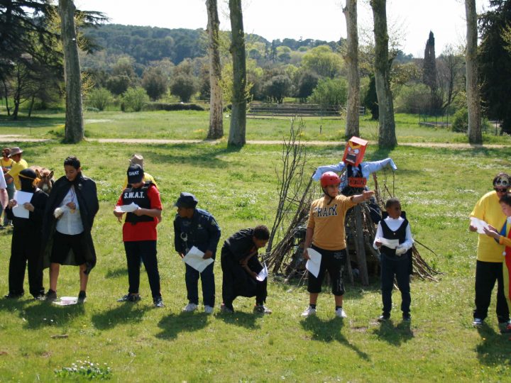 Les jeunes de l’ITEP d’Aix-en-Provence instruisent le procès du Caramantran