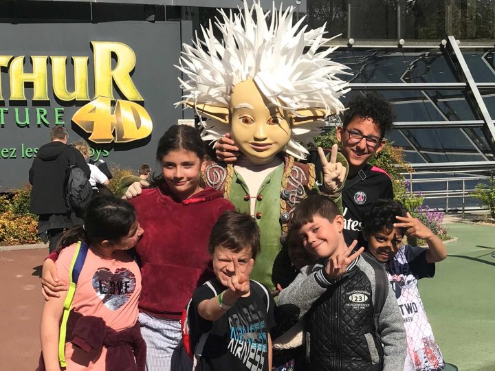 Voyage au Futuroscope pour des enfants de la Mecs de Sillans-la-Cascade