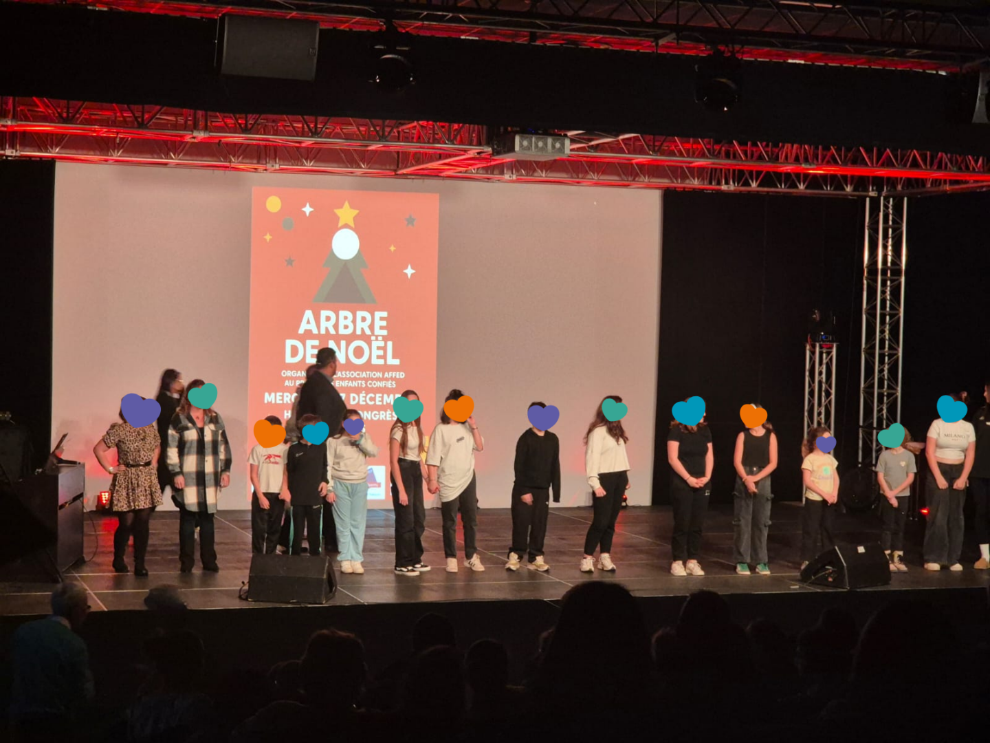 Un spectacle de Noël solidaire réalisé par les enfants de la MECS d&rsquo;Évreux !
