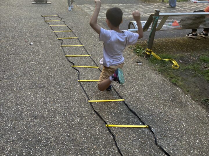 Atelier sportif et moment convivial à la MECS de Paris