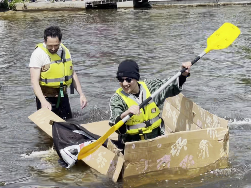 Organisation d&rsquo;une régate en carton au  DITEP de Treillières